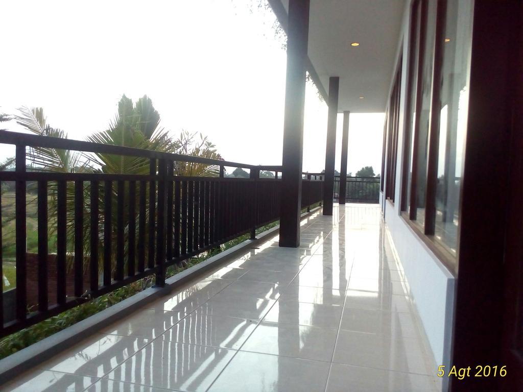 Grandpa Guest House Canggu Extérieur photo