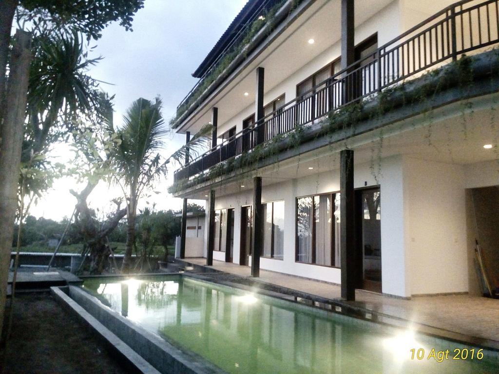 Grandpa Guest House Canggu Extérieur photo