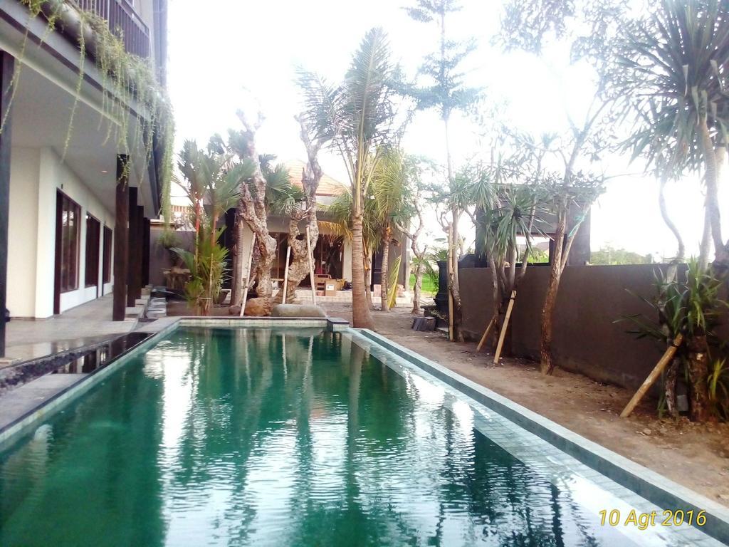 Grandpa Guest House Canggu Extérieur photo