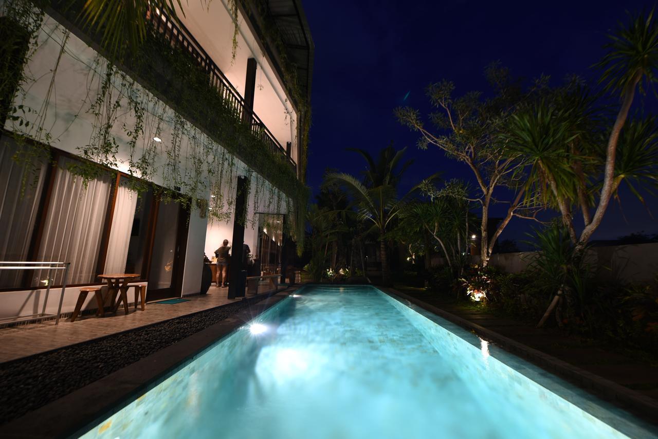 Grandpa Guest House Canggu Extérieur photo