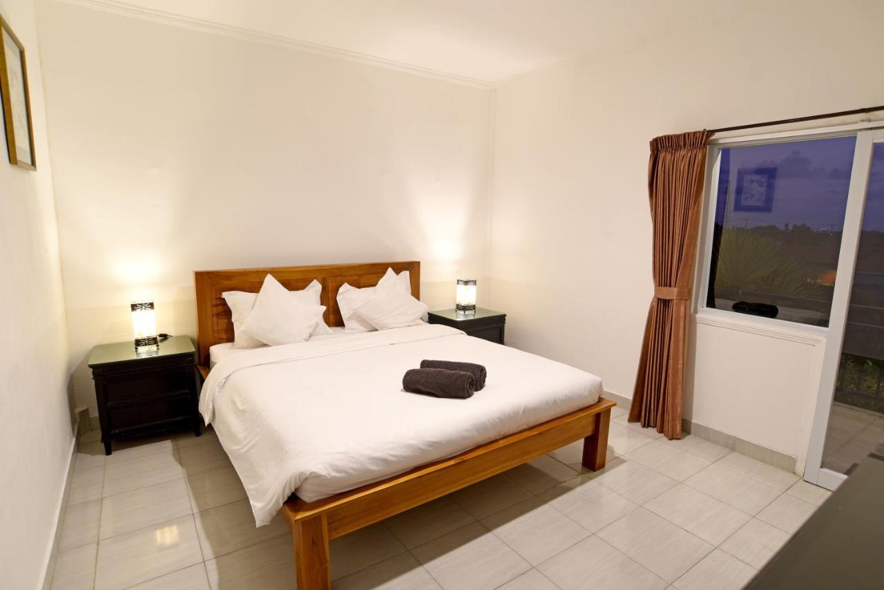 Grandpa Guest House Canggu Extérieur photo