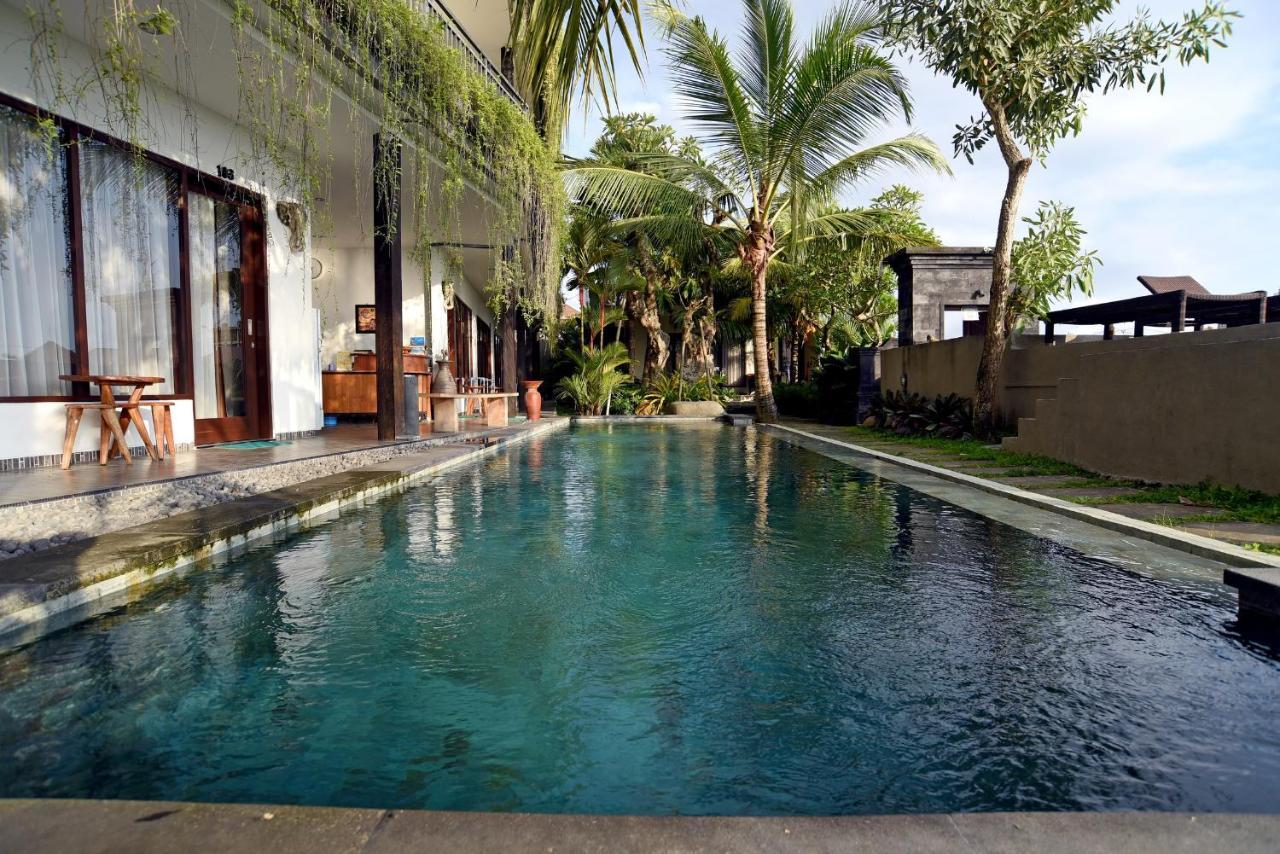Grandpa Guest House Canggu Extérieur photo