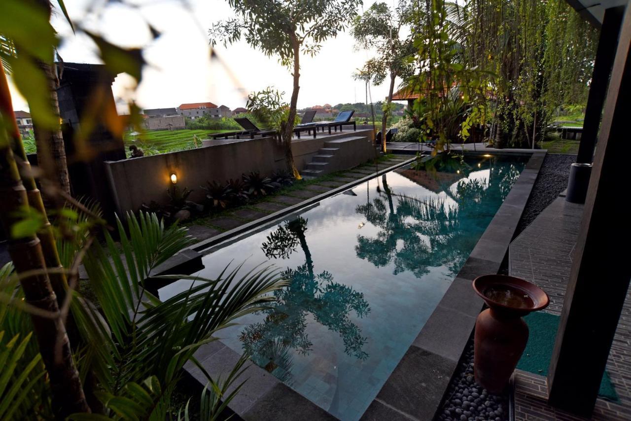 Grandpa Guest House Canggu Extérieur photo